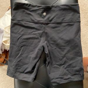 lulu lemon biker shorts